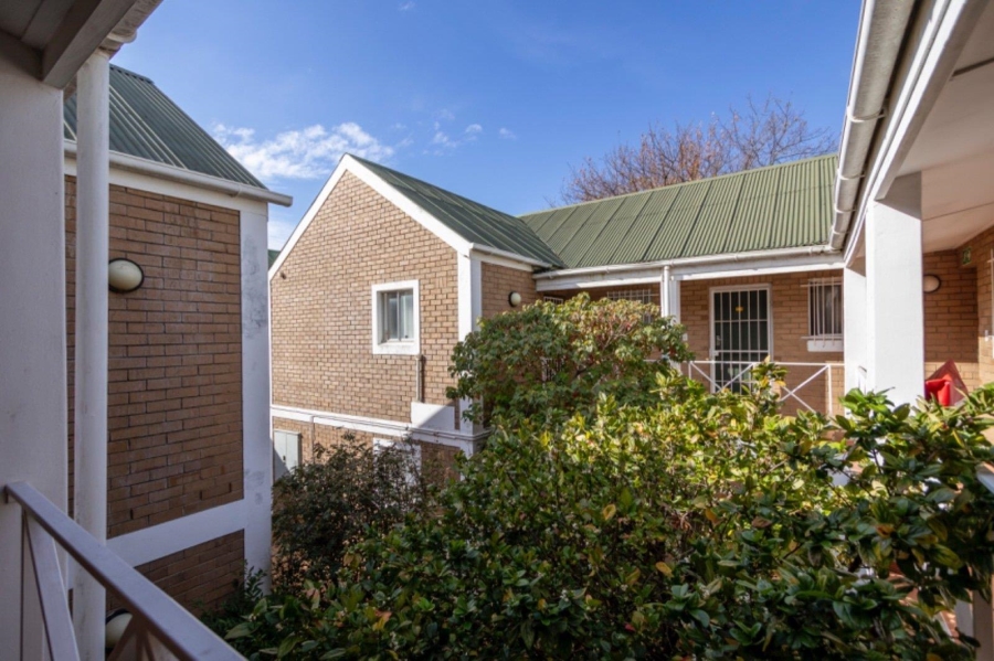 To Let 1 Bedroom Property for Rent in La Colline Western Cape